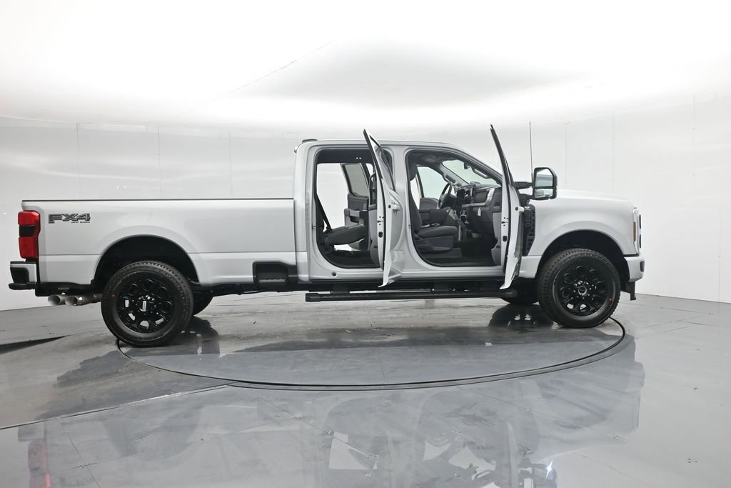 New 2026 Ford F350 XLT image 4