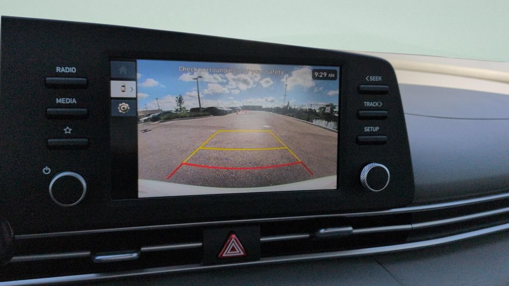 Certified 2026 Hyundai Elantra Sport FWD image 15