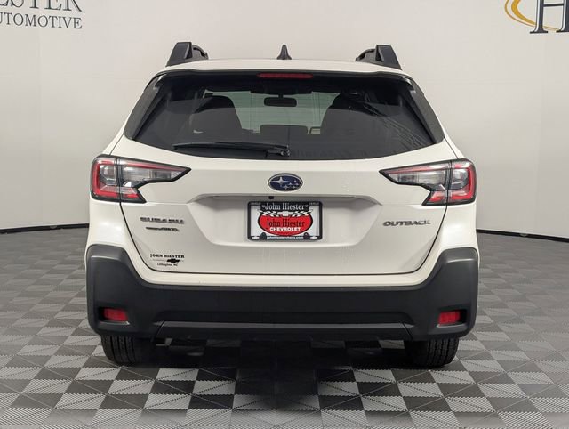 Used 2024 Subaru Outback Premium image 6