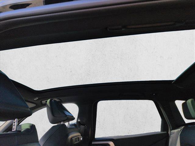 Used 2025 BMW X3 xDrive30i w/ Premium Package image 19