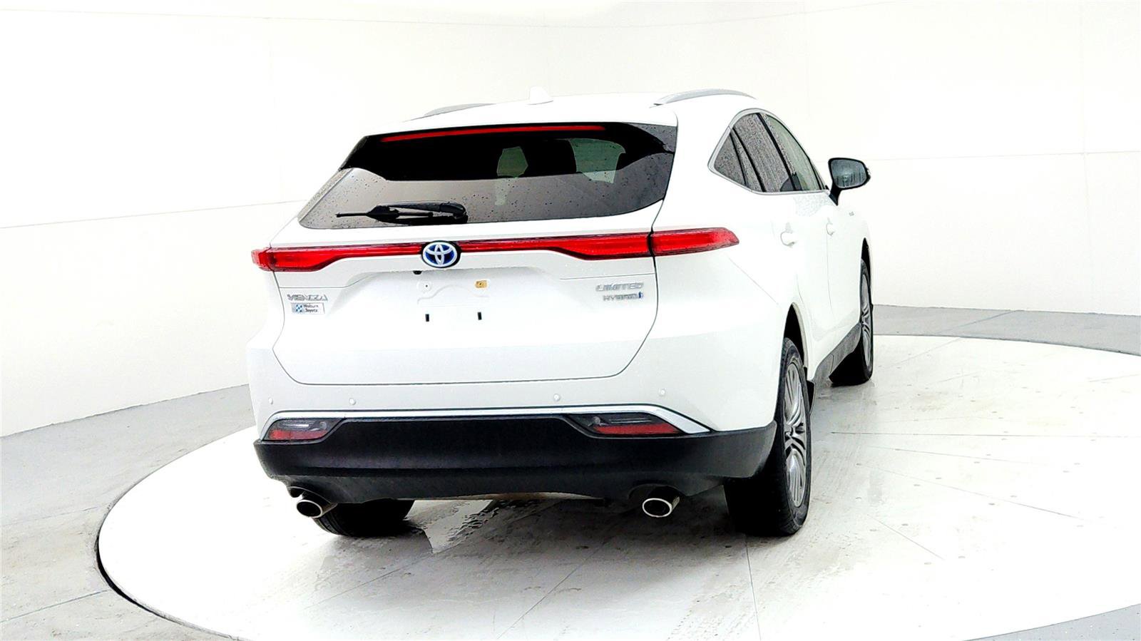 Used 2021 Toyota Venza Limited image 5