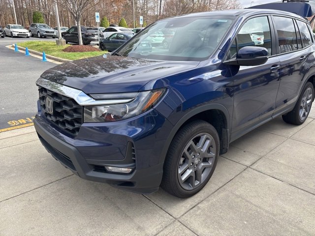 Used 2023 Honda Passport EX-L image 4