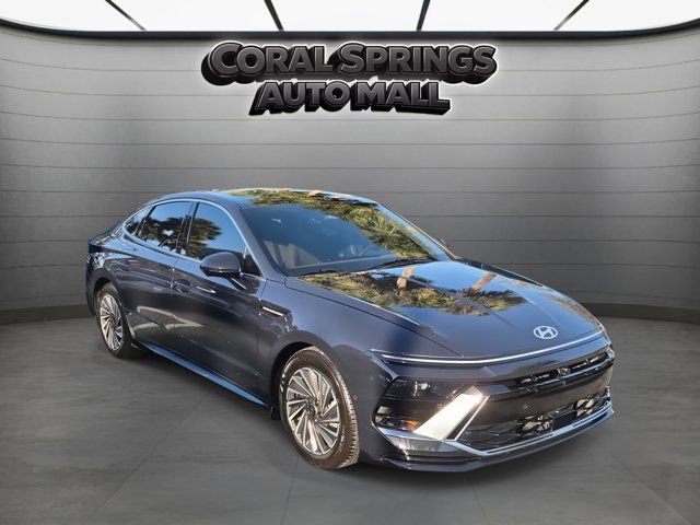 Used 2025 Hyundai Sonata Limited image 1