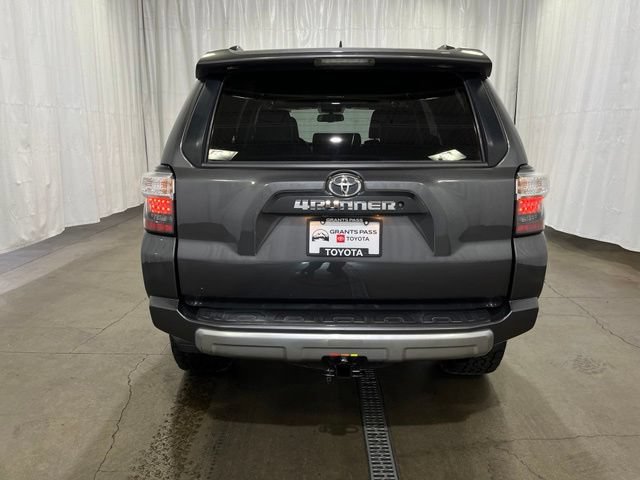 Certified 2019 Toyota 4Runner TRD Off-Road Premium AWD/4WD image 5