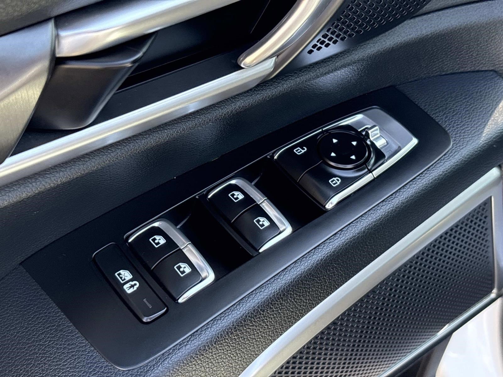 Used 2024 Kia Telluride S w/ S Sunroof Package image 25