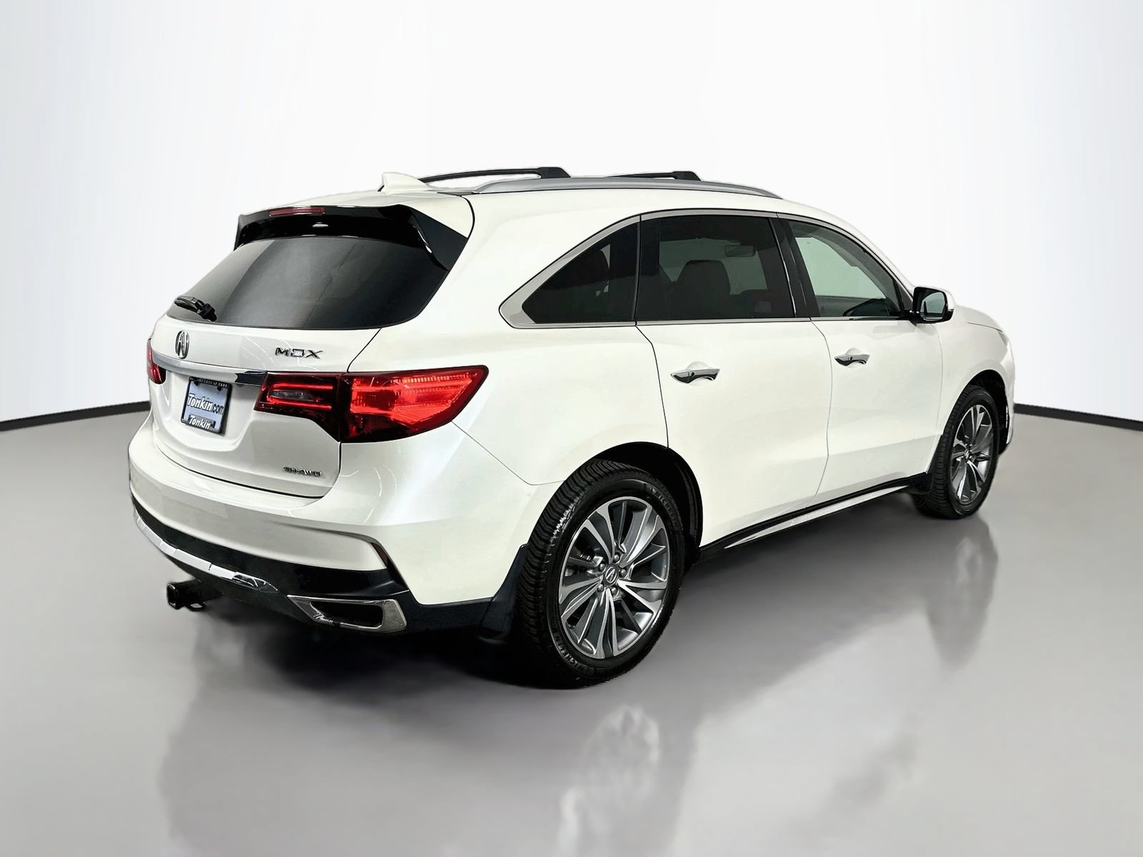Used 2017 Acura MDX w/ Technology Package AWD/4WD image 7