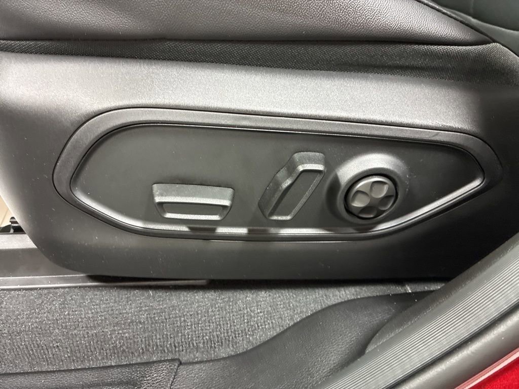 New 2025 Jeep Grand Cherokee Limited image 12