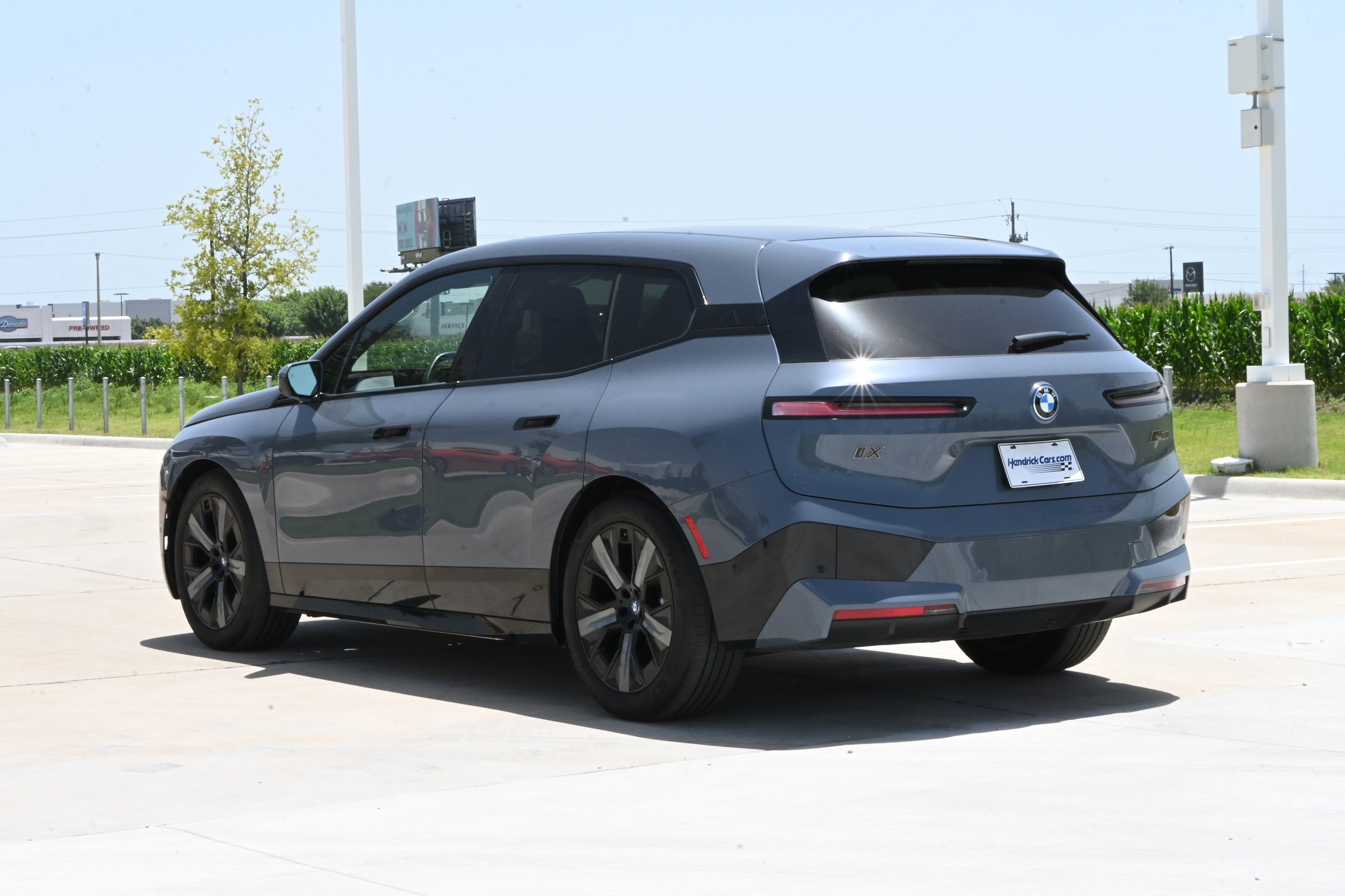 Used 2023 BMW iX M60 w/ Executive Package AWD/4WD image 7