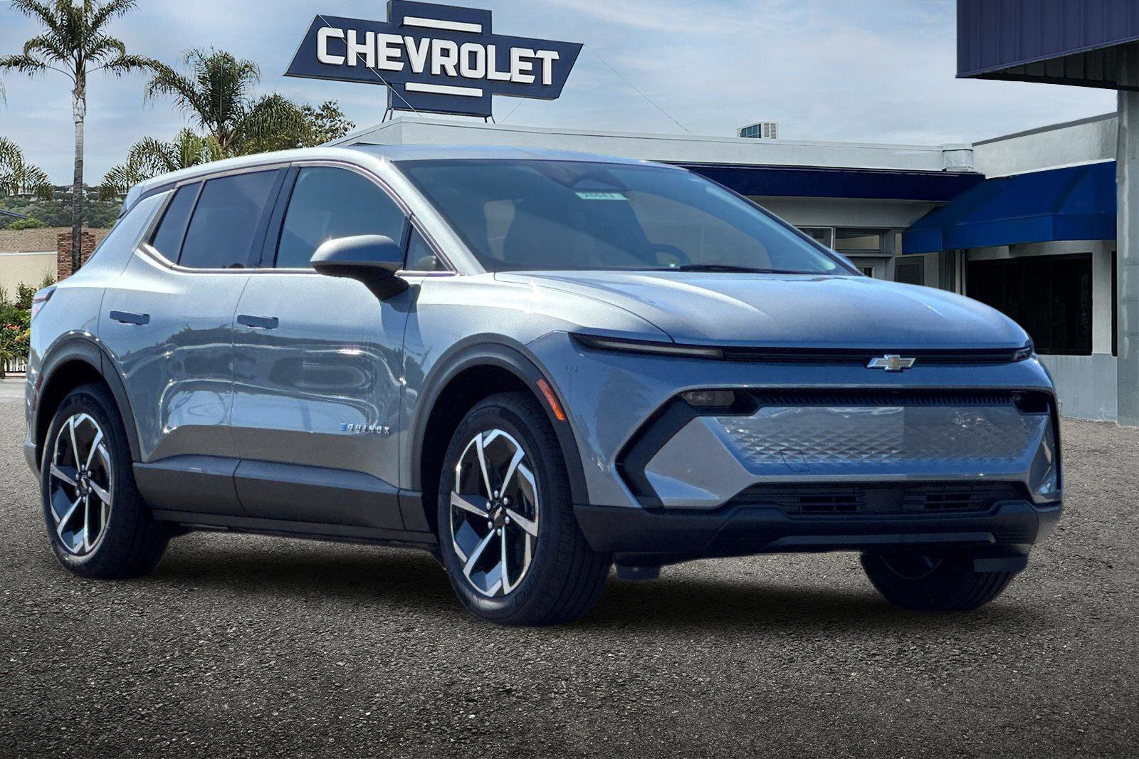 New 2026 Chevrolet Equinox EV LT image 2
