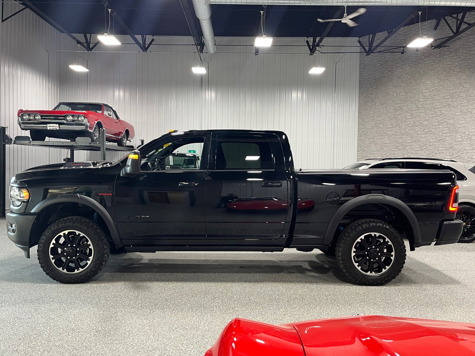 Used 2024 RAM 2500 Rebel w/ Towing Technology Group image 4