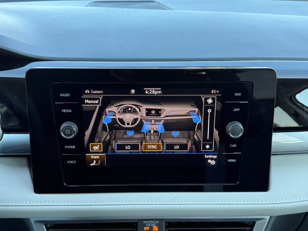 New 2027 Volkswagen Taos SEL AWD/4WD image 17
