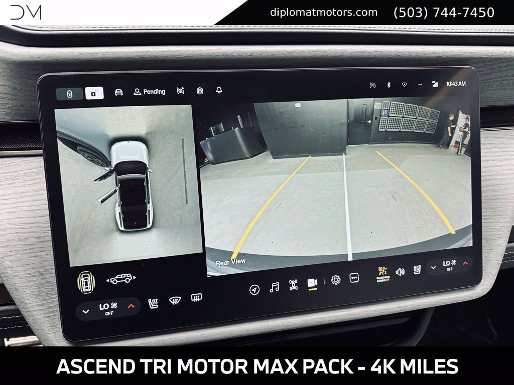 Used 2025 Rivian R1S Premium Dual AWD/4WD image 37