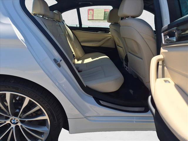 Used 2021 BMW 530i w/ Convenience Package RWD image 24