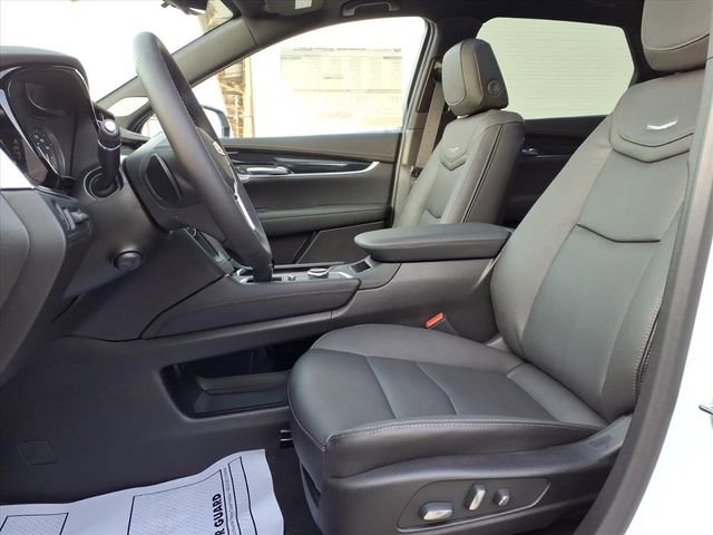 New 2026 Cadillac XT5 Premium Luxury w/ Driver Assist Package image 9