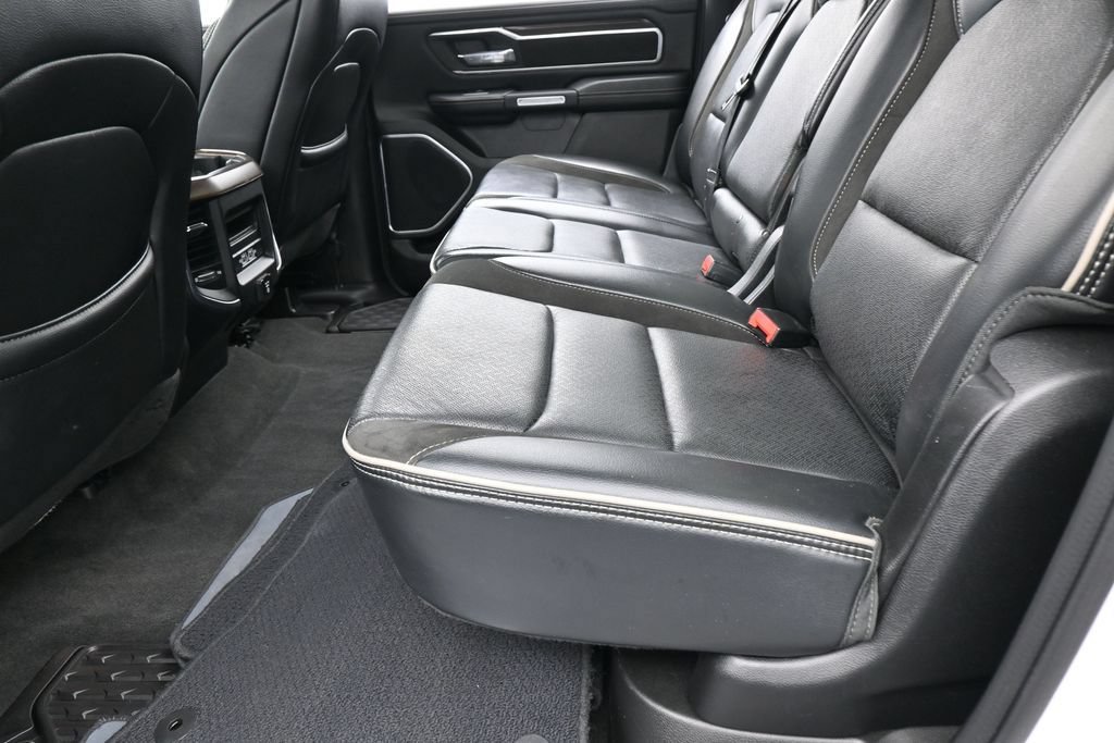 Used 2022 RAM 1500 Laramie RWD image 32