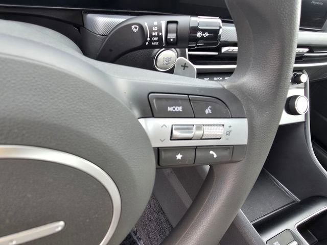 Used 2025 Hyundai Sonata SEL FWD image 22