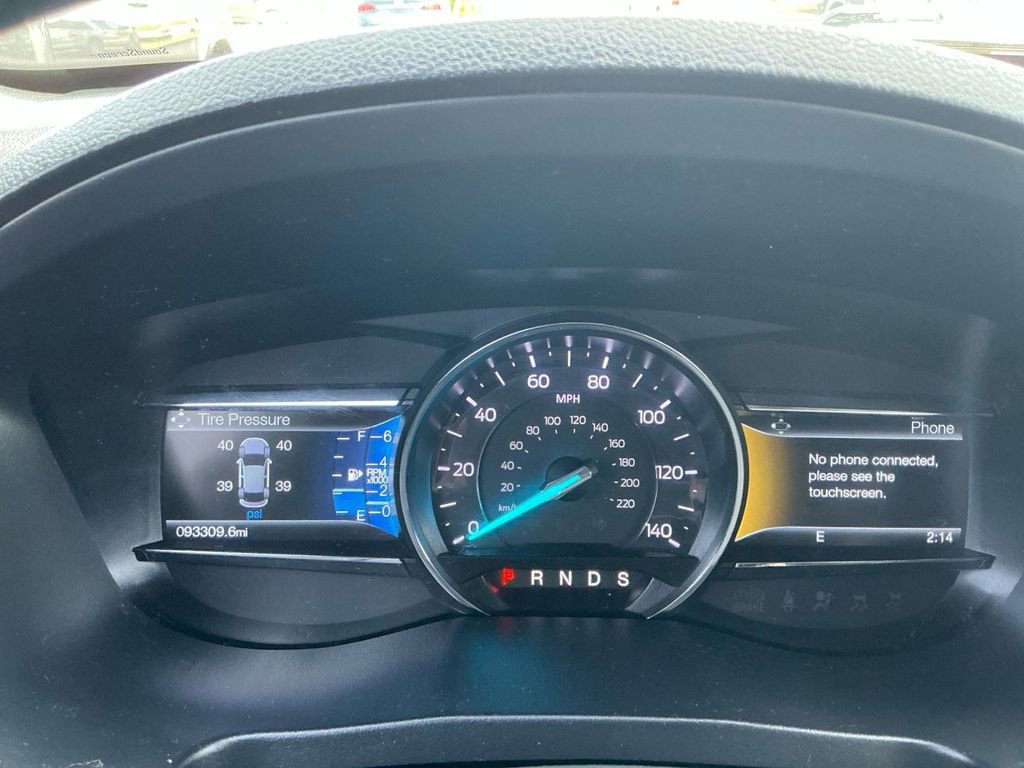 Used 2017 Ford Explorer XLT w/ Equipment Group 202A image 19