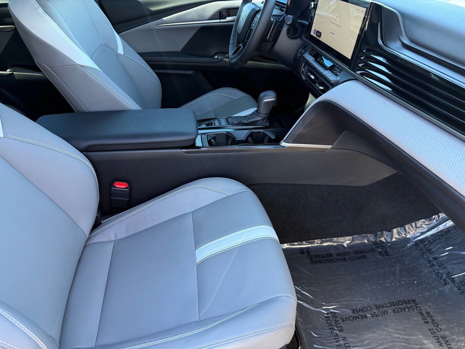 Used 2026 Toyota Camry SE w/ Multimedia Upgrade Package FWD image 30