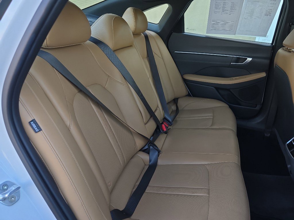 Used 2020 Hyundai Sonata Limited w/ Cargo Package image 29