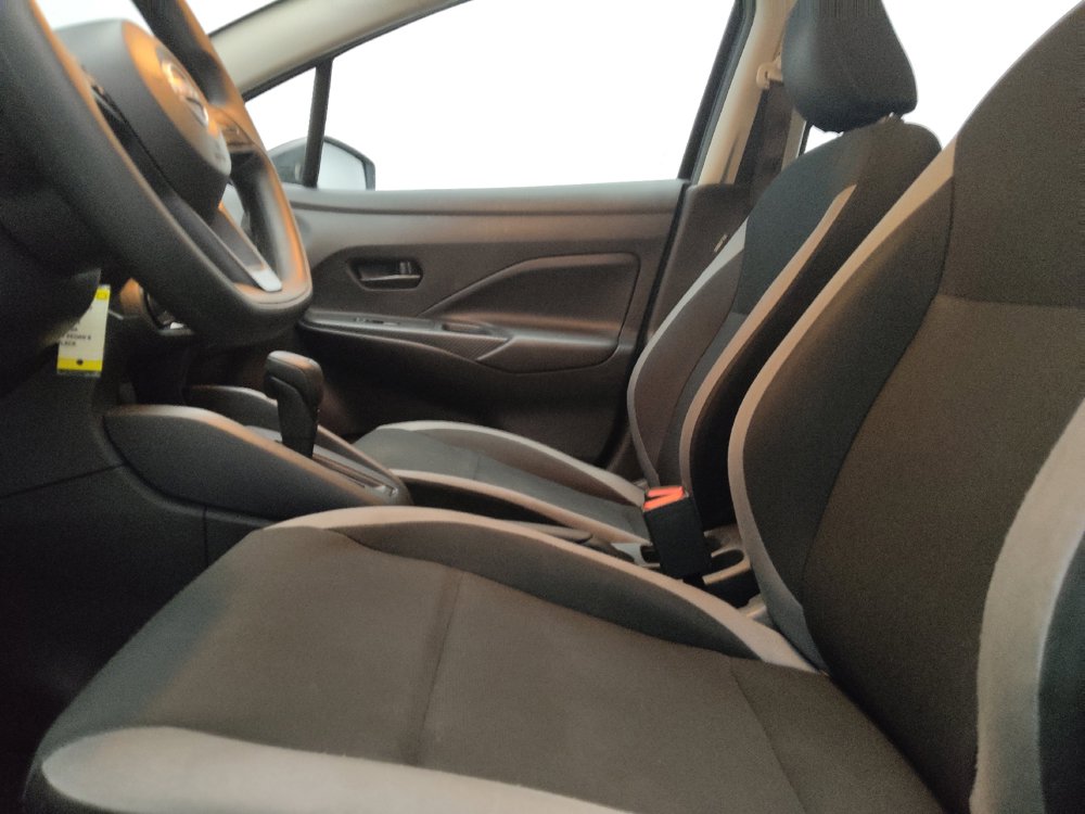 Used 2025 Nissan Versa S w/ Trunk Package FWD image 17