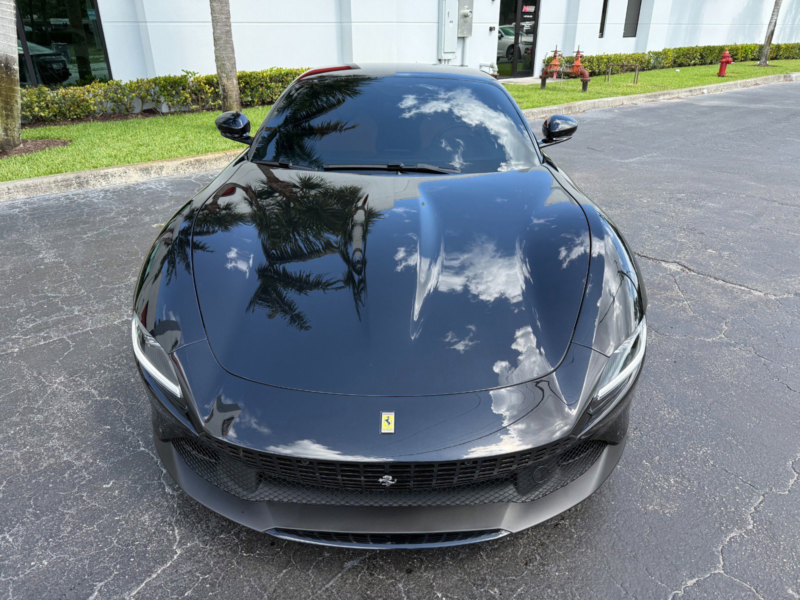 Used 2021 Ferrari Roma RWD image 11