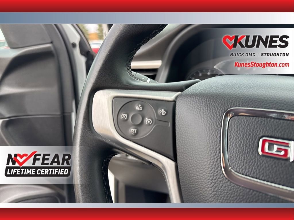 Used 2023 GMC Acadia SLT image 28