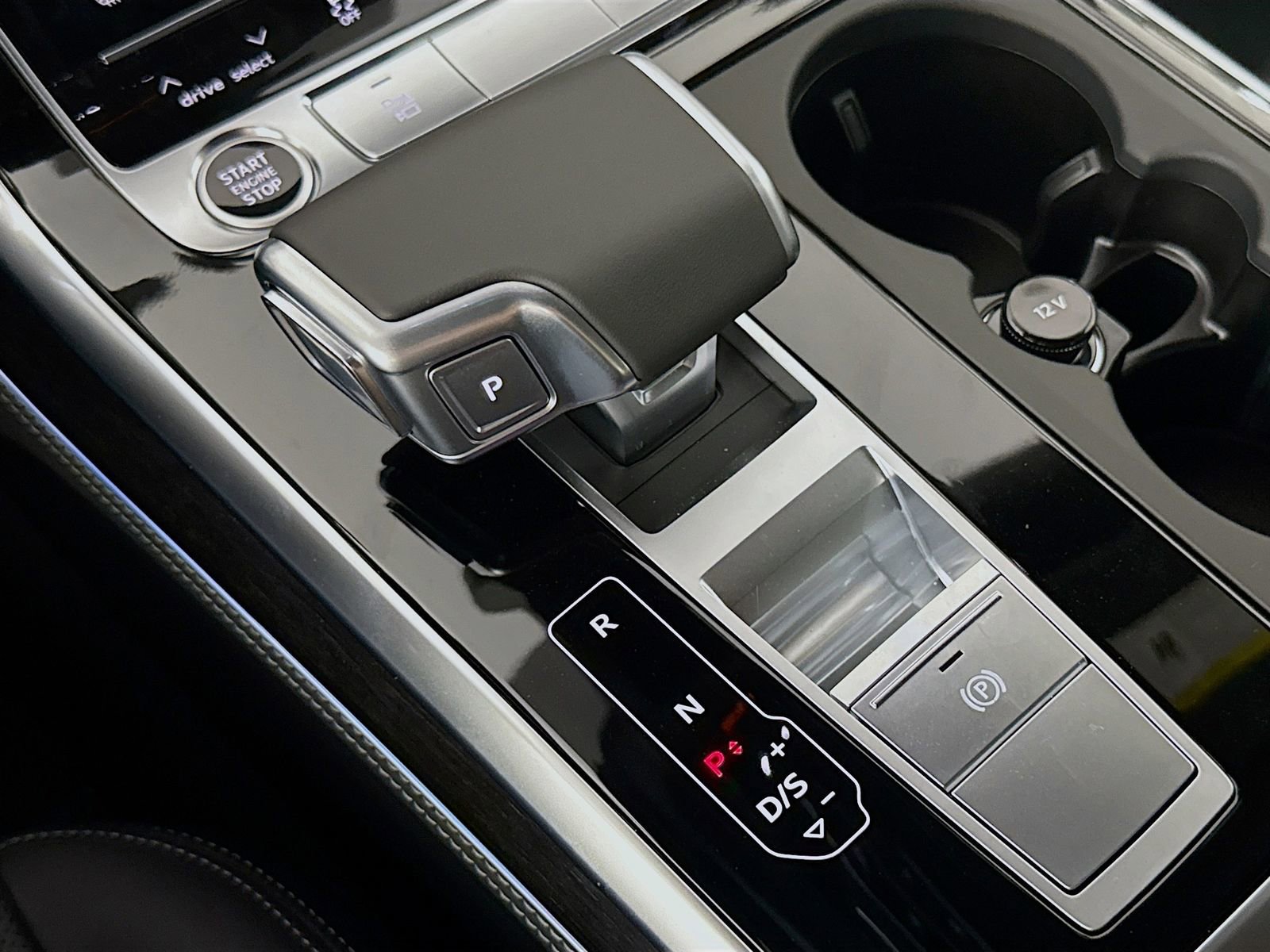 New 2026 Audi Q8 Premium Plus AWD/4WD image 17