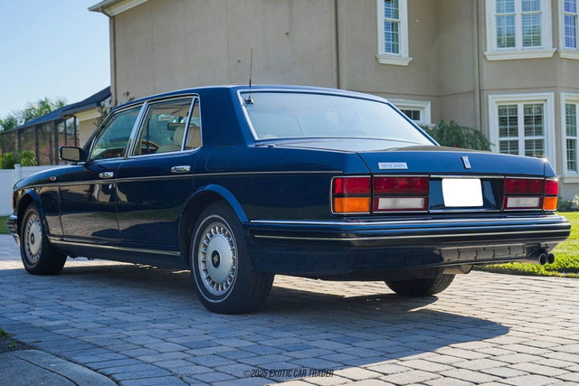 Used 1996 Rolls-Royce Silver Dawn image 6