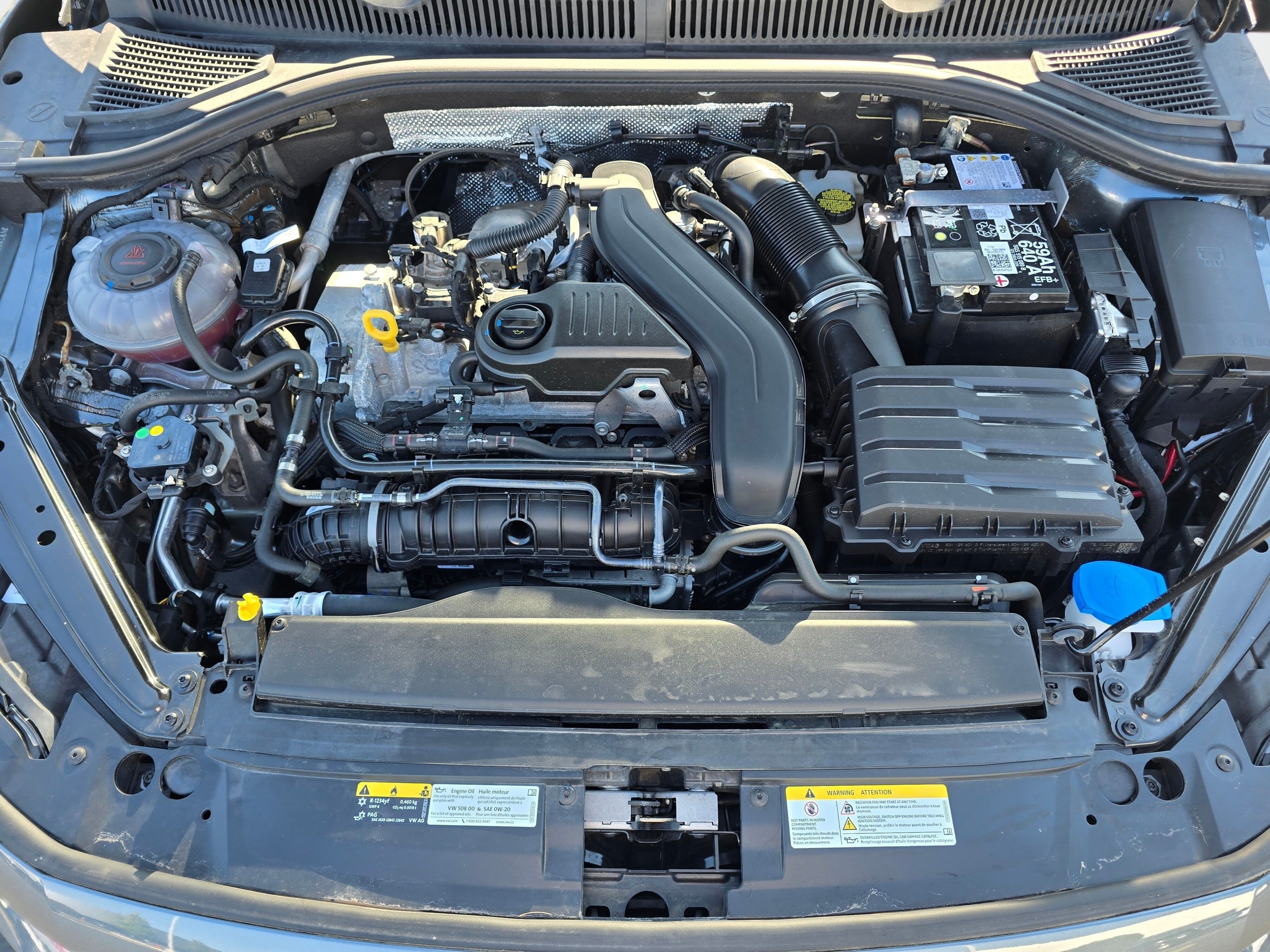 Used 2025 Volkswagen Jetta SE w/ Sunroof Package FWD image 10
