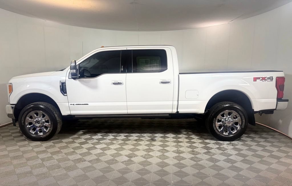 Used 2019 Ford F350 King Ranch w/ King Ranch Ultimate Package AWD/4WD image 3