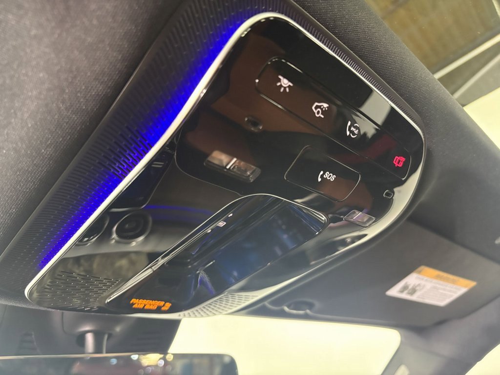 Used 2024 Mercedes-Benz GLC 43 AMG 4MATIC image 26