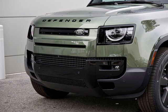 New 2026 Land Rover Defender 130 S image 2