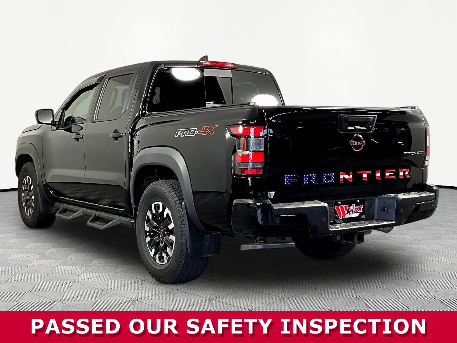 Certified 2023 Nissan Frontier PRO-4X w/ Pro Convenience Package AWD/4WD image 4