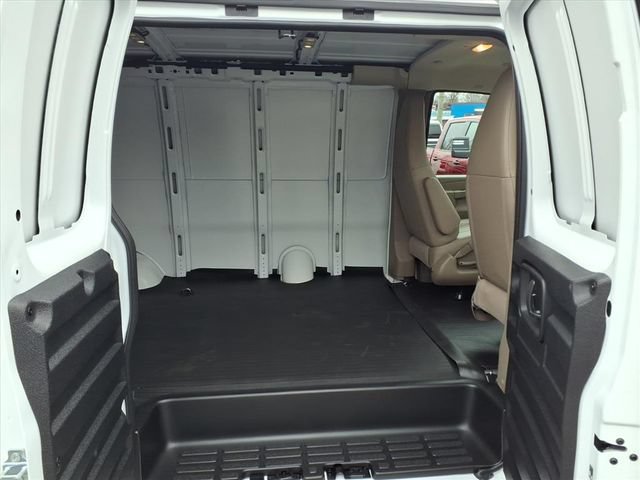 New 2025 Chevrolet Express 2500 RWD image 2