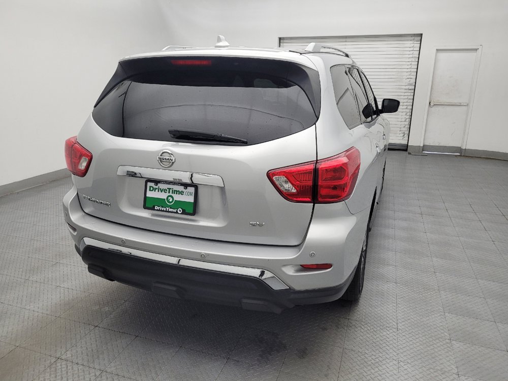 Used 2019 Nissan Pathfinder SV FWD image 7