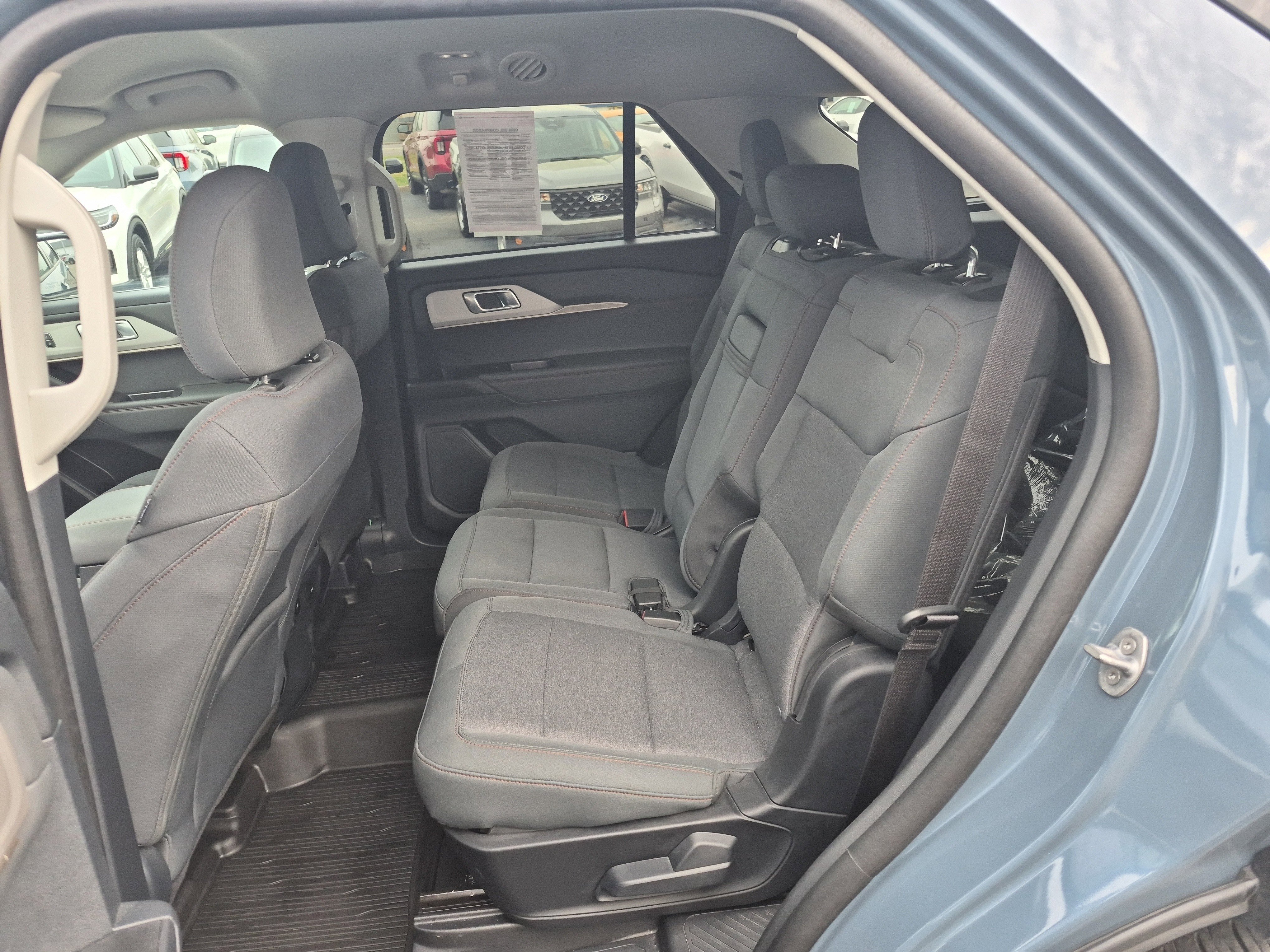 Certified 2025 Ford Explorer Active image 13