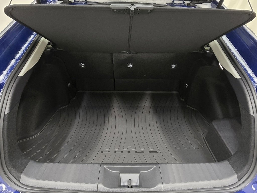 New 2026 Toyota Prius LE image 16