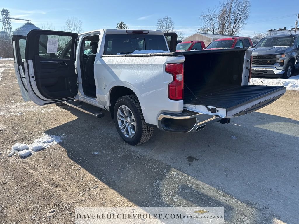 Used 2022 Chevrolet Silverado 1500 LTZ image 32