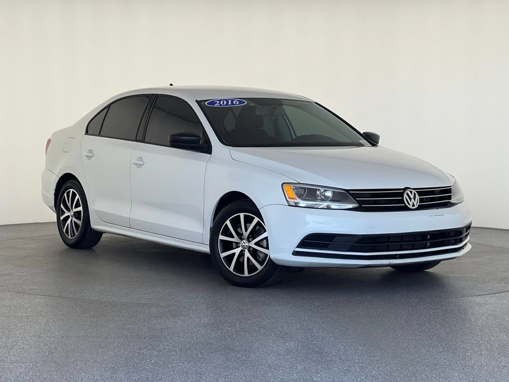 Used 2016 Volkswagen Jetta SE FWD image 37