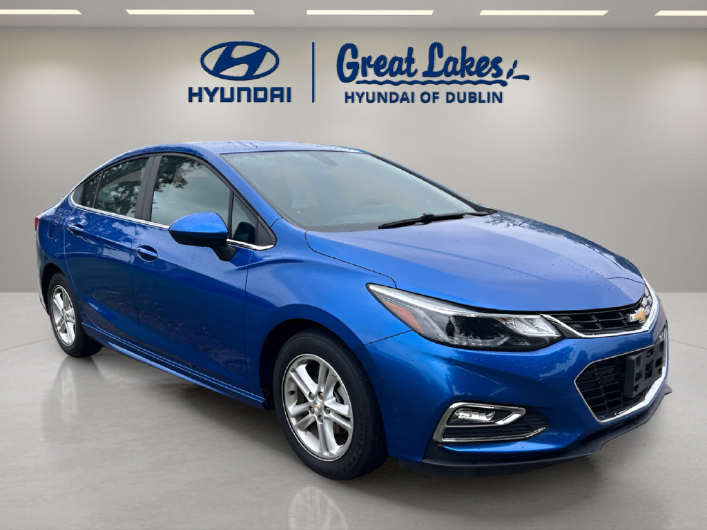 Used 2018 Chevrolet Cruze LT w/ Convenience Package FWD image 7
