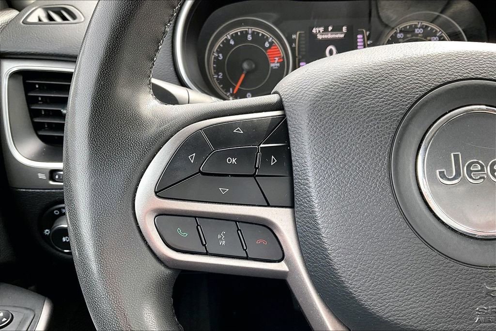 Used 2021 Jeep Cherokee Latitude Plus image 12