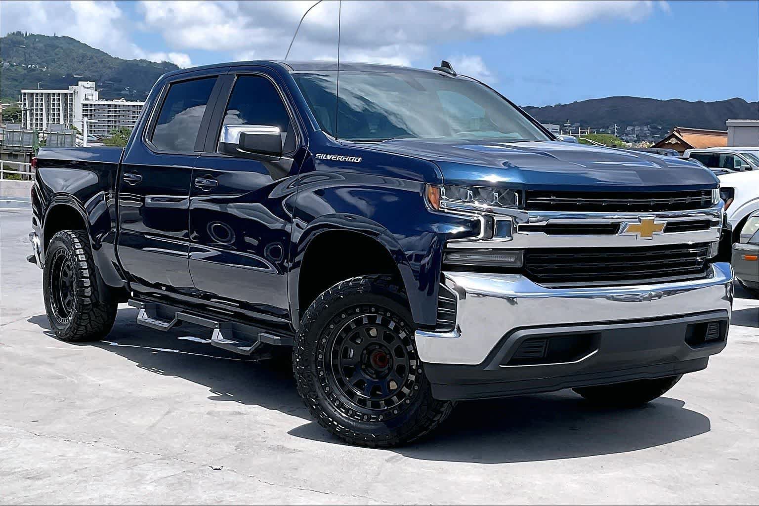 Used 2022 Chevrolet Silverado 1500 LT w/ Convenience Package II RWD image 21