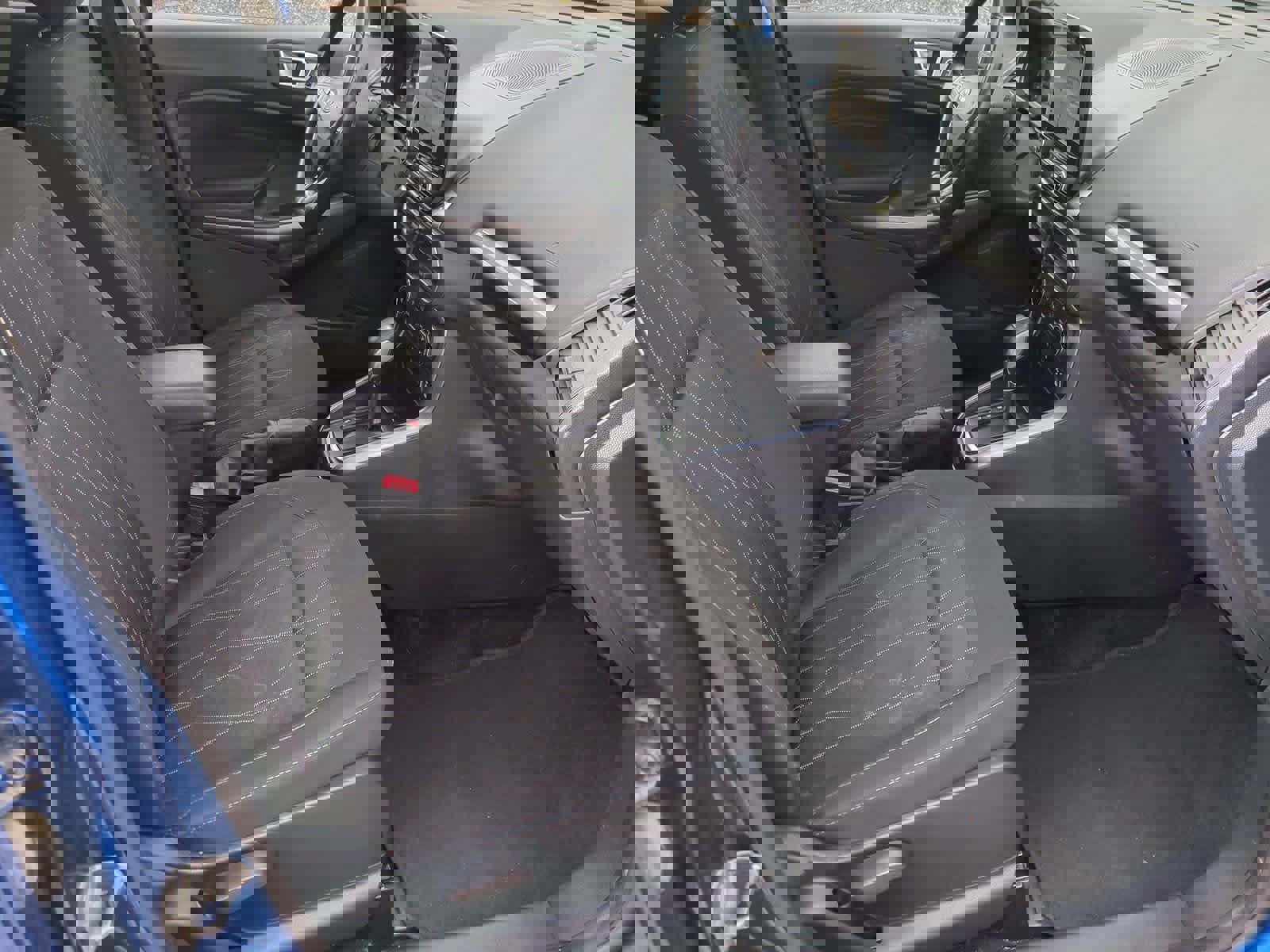 Used 2019 Ford EcoSport SE w/ SE Convenience Package image 23