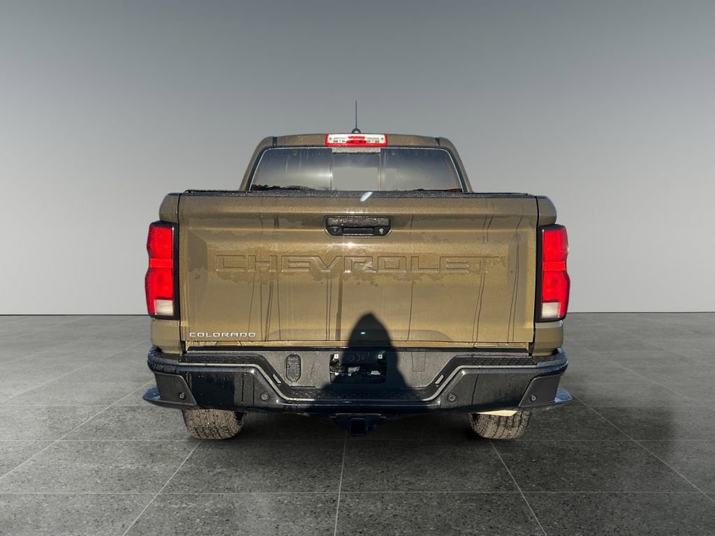 Used 2024 Chevrolet Colorado Z71 w/ Z71 Convenience Package 2 image 6