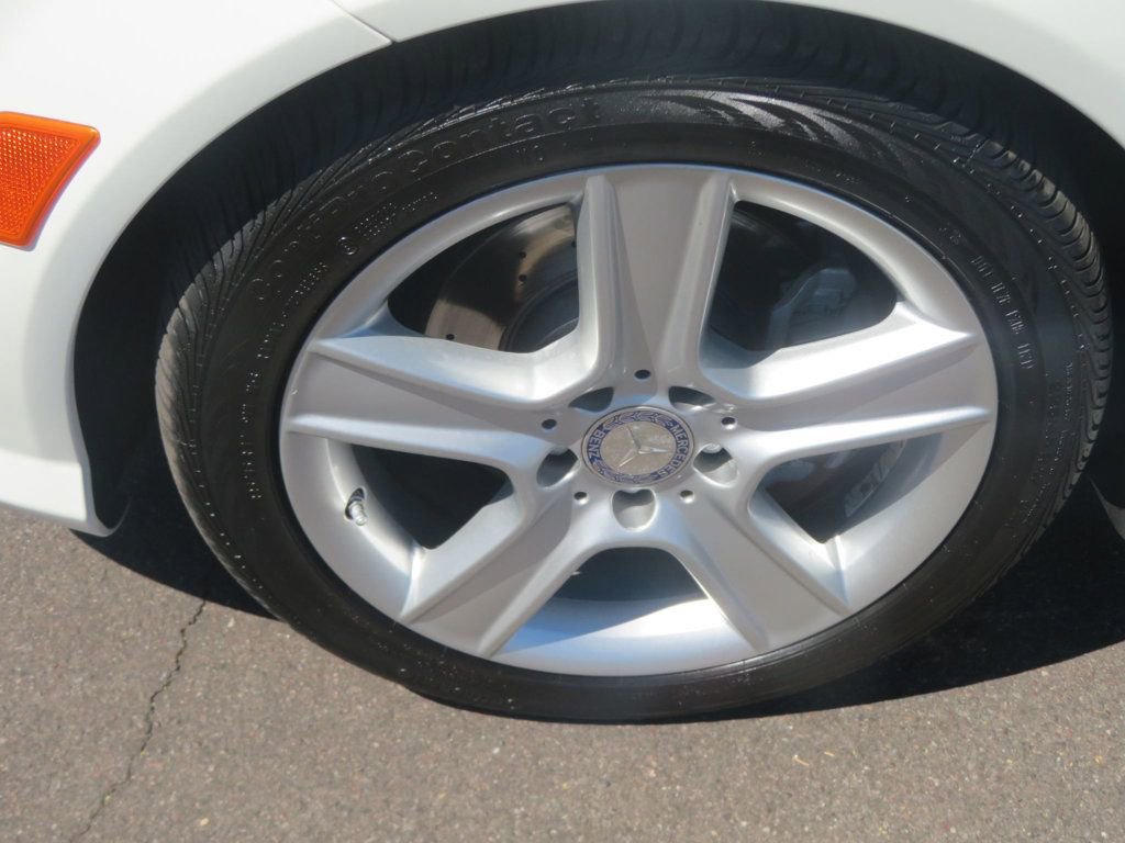 Used 2011 Mercedes-Benz C 300 Sedan image 13