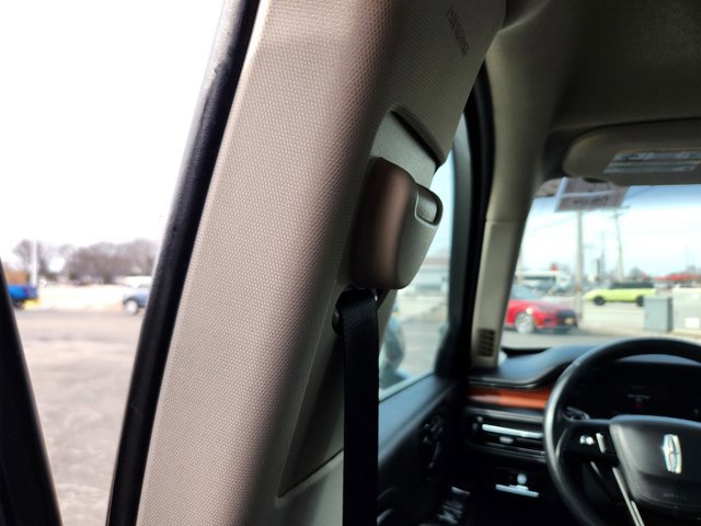 Used 2023 Lincoln Aviator Reserve w/ Jet Package image 33