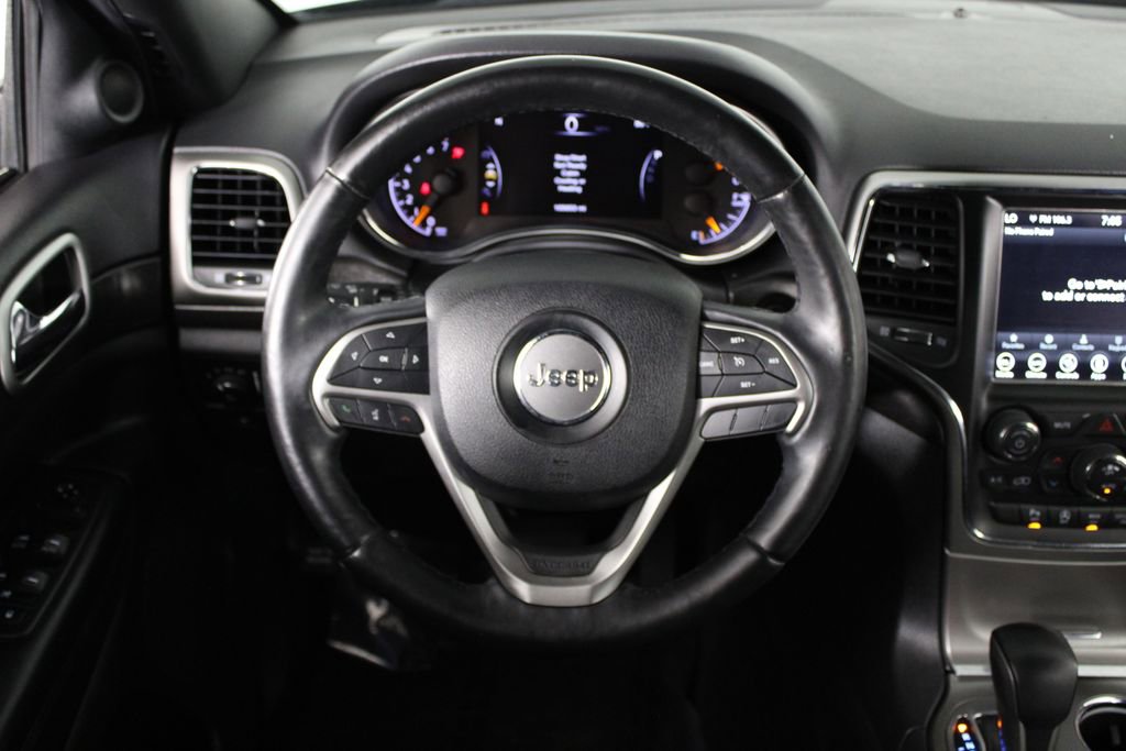 Used 2018 Jeep Grand Cherokee Altitude image 21
