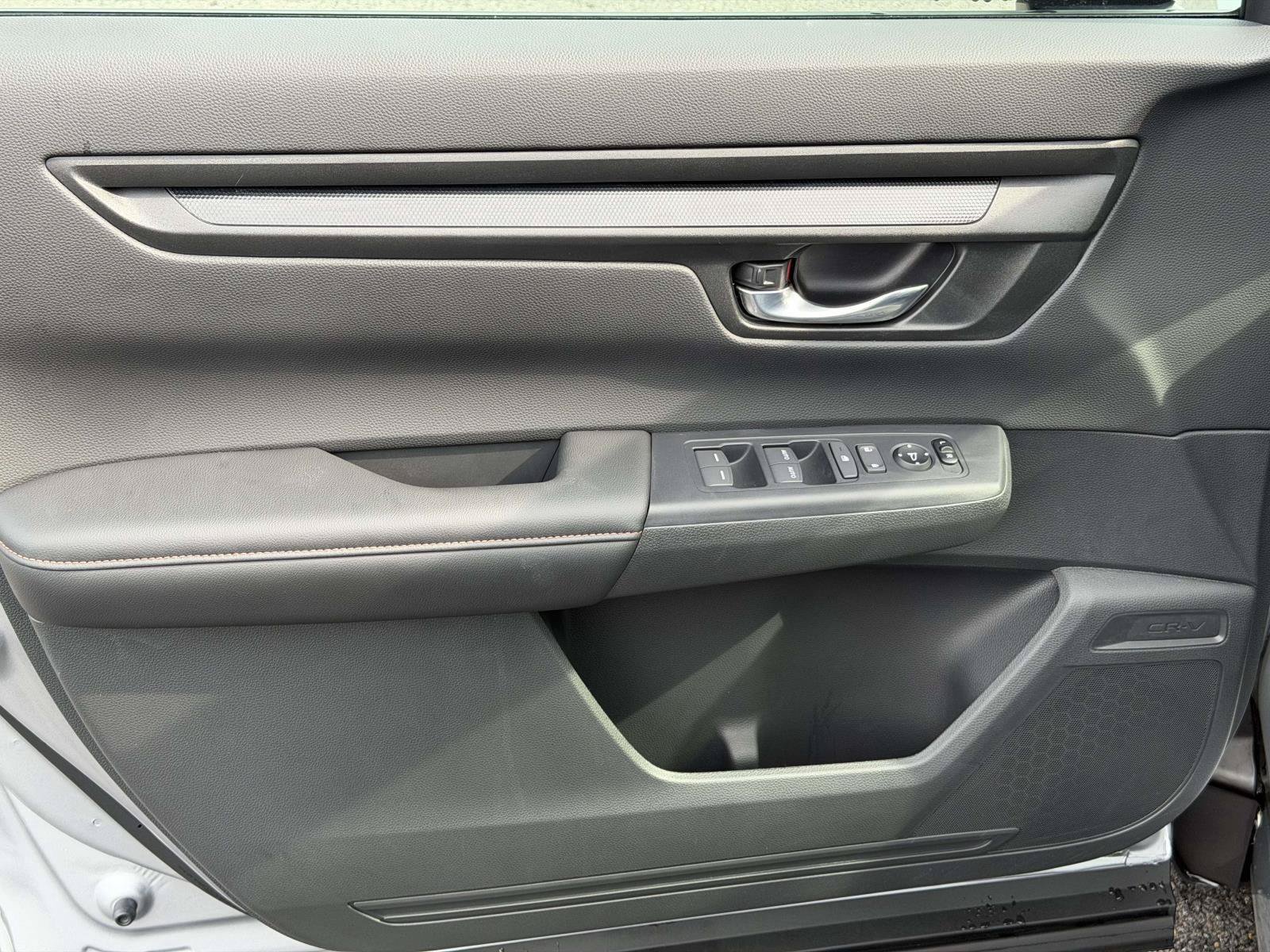 Used 2026 Honda CR-V Sport image 6