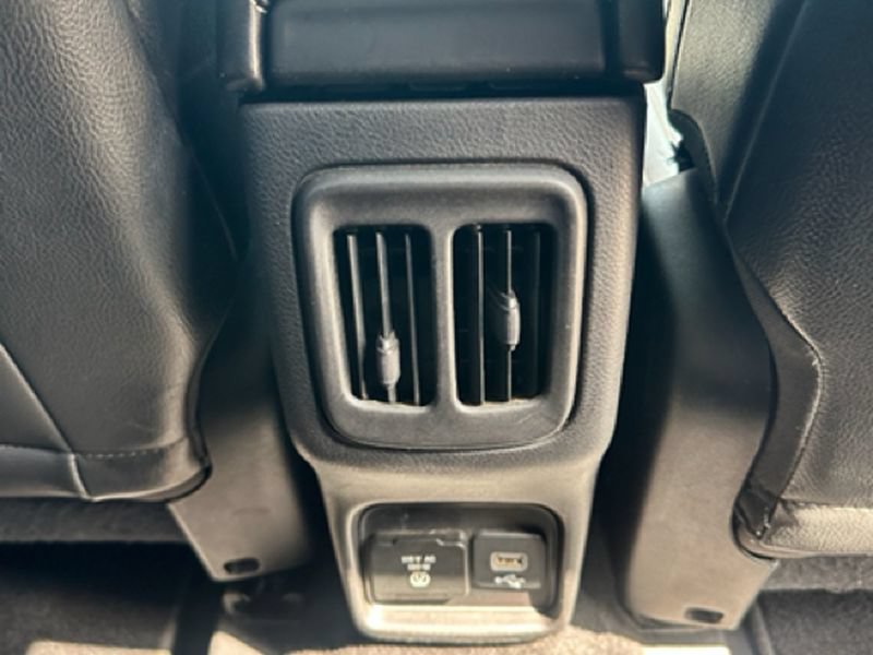 Used 2019 Jeep Compass Latitude AWD/4WD image 15