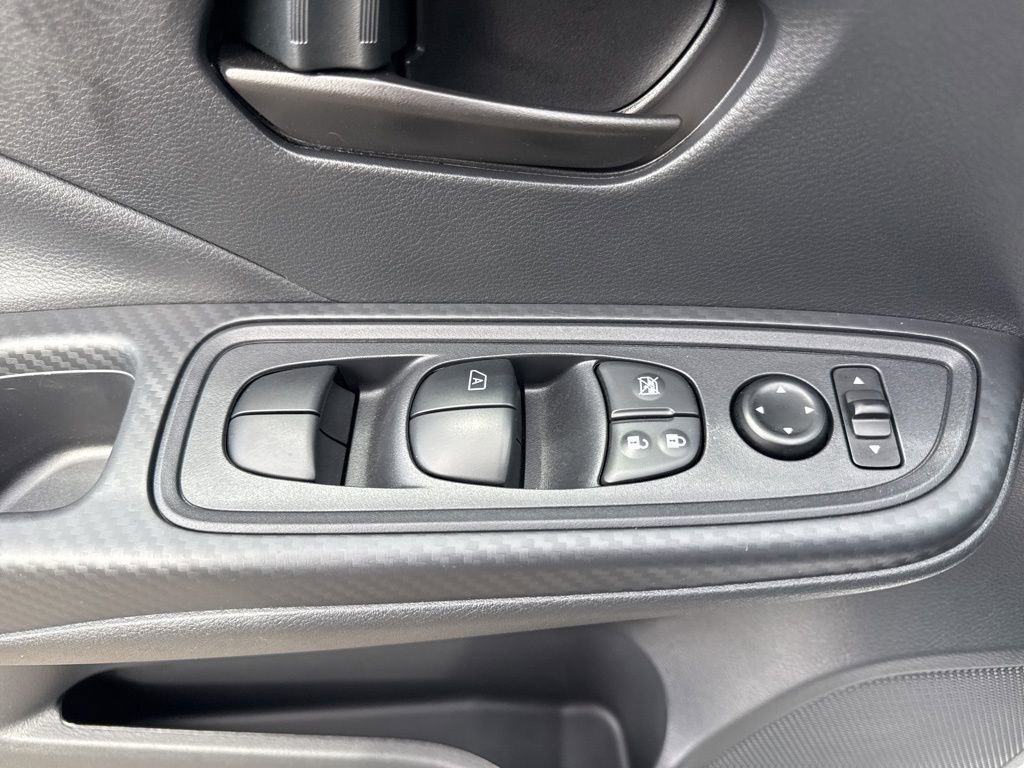 Used 2024 Nissan Versa S w/ S Plus Package image 21